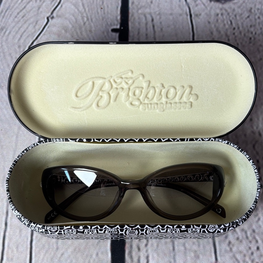 Brighton Steel Gray Sunglasses with Patterned Case - Picture 9 of 9